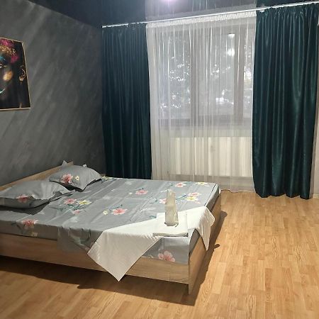 Apartament Regim Hotelier 1 Camera Галац Екстер'єр фото
